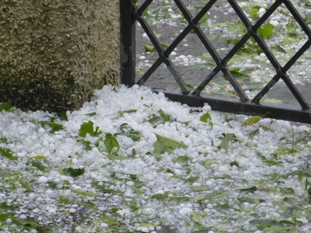 hail-189519_1920
