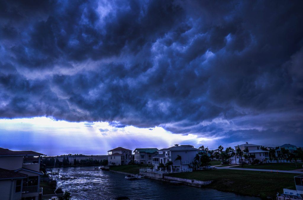 storm-426787_1920